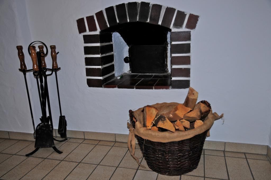 Holzschnitzers Appartements แอห์วัลด์ ภายนอก รูปภาพ