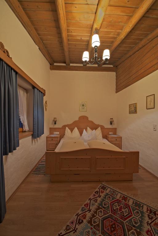 Holzschnitzers Appartements แอห์วัลด์ ภายนอก รูปภาพ